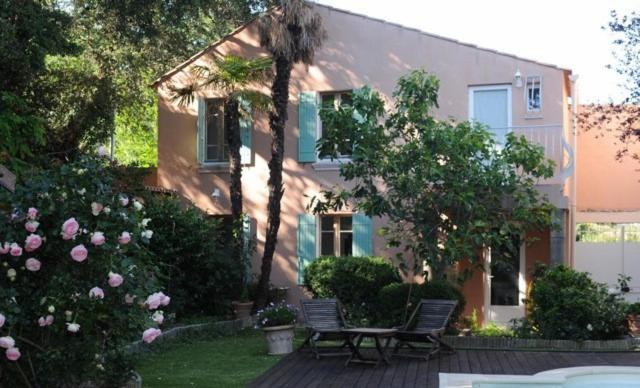 La Petite Maison วิลเนิฟ-เลส์-อาวิญง ภายนอก รูปภาพ